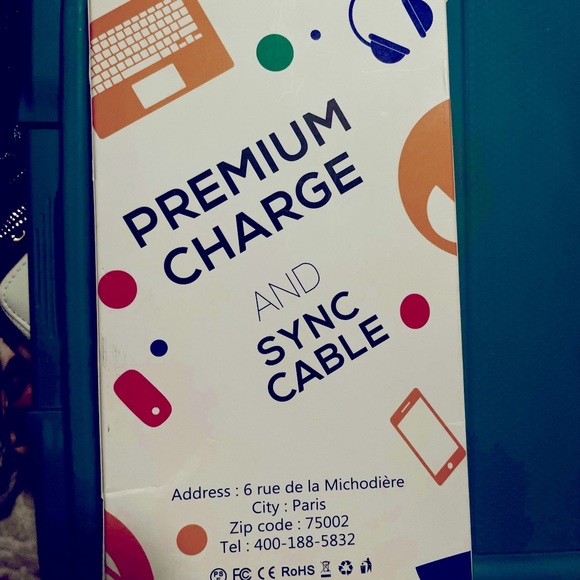 Extra long cable for phone, camera, mp3 & tablets
